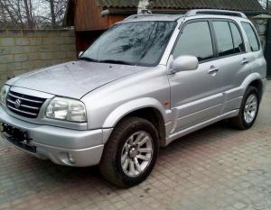 Резиновый коврик в багажник Suzuki Grand Vitara (2005-н.в.) с бортиком 