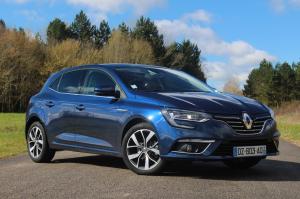 Коврик в багажник в багажник Renault Megane 4 (2016-н.в.) с бортиком
