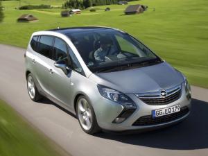 Коврики 3D в салон Opel Zafira C (2011) с бортиком