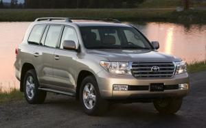 Коврик в багажник Toyota LC 300 (1998-2007) бежевый с бортиком