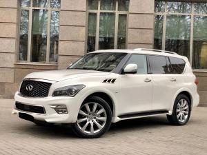 Велюровый коврик в багажник Infiniti QX80 (2014-н.в.)