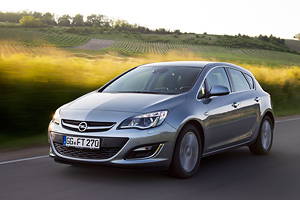 Коврики 3D LUX в салон Opel Astra J (Опель Астра J) (2011-2018) с бортиком