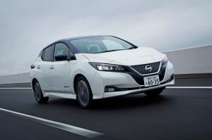 Резиновый коврик в багажник Nissan Leaf (2010-2017) без органайзера