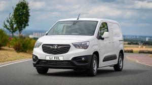 Коврики в салон Opel Combo (Опель Комбо) ПЕРЕД с бортиком