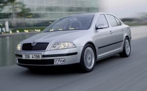Коврики 3D LUX в салон Skoda Octavia A5 (2004-2013) с бортиком