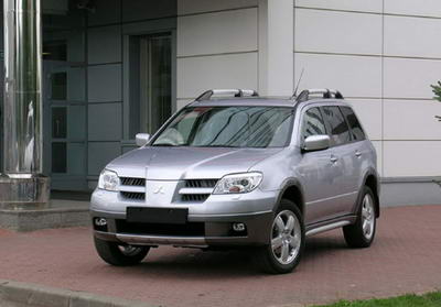 Велюровые коврики в салон Mitsubishi Outlander (Митсубиси Аутлендер)