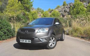 Резиновые коврики в салон SsangYong New Actyon (2010-н.в.) с бортиком