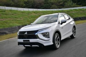 Коврики в салон Mitsubishi Outlander Cross (2021-н.в.) 3D с бортиком