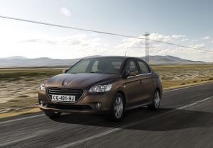 Коврики в салон Peugeot 301 (2013- н.в.) с бортиком