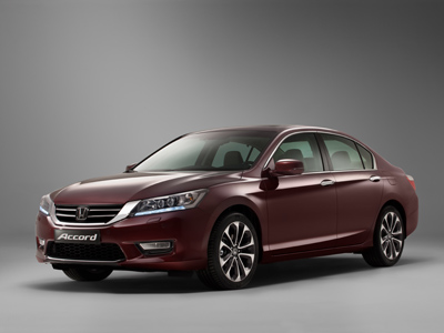 Коврик в багажник Honda Accord 9 (Хонда Аккорд 9) с бортиком