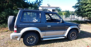 Коврики в салон Mitsubishi Pajero 2  (1991-1999) 3D  с бортиком