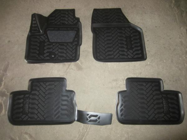Коврики в салон Land Rover Freelander 2 (Ленд Ровер Фрилендер 2) с бортиком 