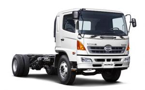 Резиновые коврики в салон Hino серия 500 (2008-н.в.) с бортиком