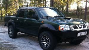 Коврики в салон Nissan NP300 (2009) с бортиком