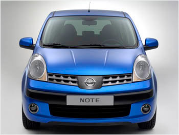 Резиновый коврик в багажник Nissan Note (Ниссан Ноут) с бортиком