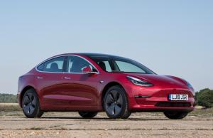 Резиновый коврик в багажник Tesla Model 3