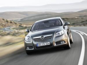 Резиновый коврик в багажник Opel Insignia (седан)  (с полноразмерной запаской)