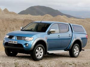 Коврики 3D LUX в салон Mitsubishi L200 (2006-2018) с бортиком