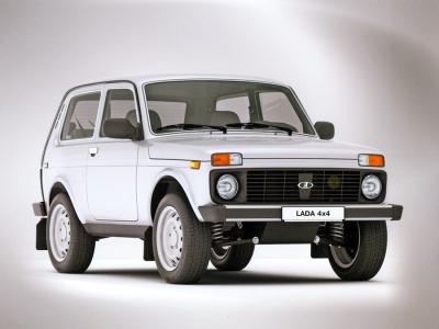 Резиновые коврики в салон Lada NIVA 2121(Нива 2121)с бортиком