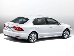 Коврик в багажник в багажник Skoda Superb 2 SD (Шкода Суперб 2 седан)  (2013-2015) с бортиком