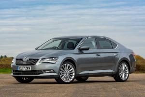 Коврики в салон Skoda Superb 3V (2015-н.в.) с подпятником