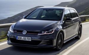 Коврик в багажник Volkswagen Golf 7 (HB) (2013-2019) с бортиком