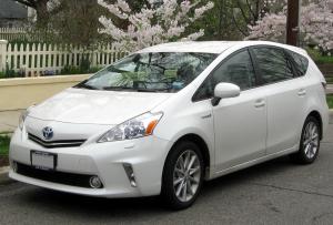Коврики в салон Toyota Prius Alpha  (40) (2012-2017) 3D с бортиком
