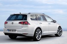 Коврик в багажник Volkswagen Golf 7 Variant (Фольксваген Гольф 7 Variant ) с бортиком