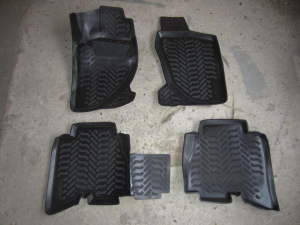 Резиновые коврики в салон Great Wall Hover H5(Грейт Вол Ховер Н5) 3D с бортиком