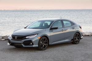 Коврик в багажник Honda Civic 10 HB (2015-н.в) с бортиком