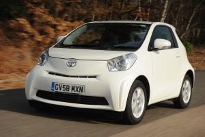 Коврики в салон Toyota Iq (Тойота Айкью) с бортиком