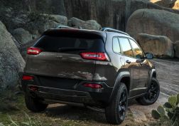 Коврик в багажник в багажник Jeep Cherokee V KL (Джип Чероки 5 КЛ) с бортиком
