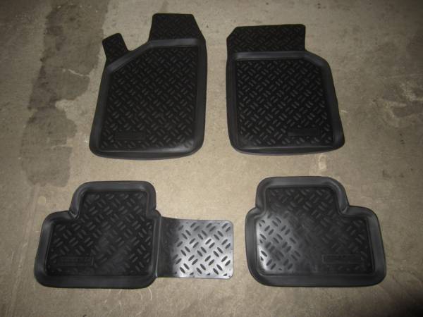 Резиновые коврики в салон ВАЗ 2108-099(Vaz 2108) с бортиком