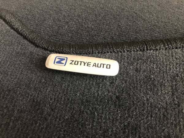 Лейбл металлический Zotye (Зоти) цветной