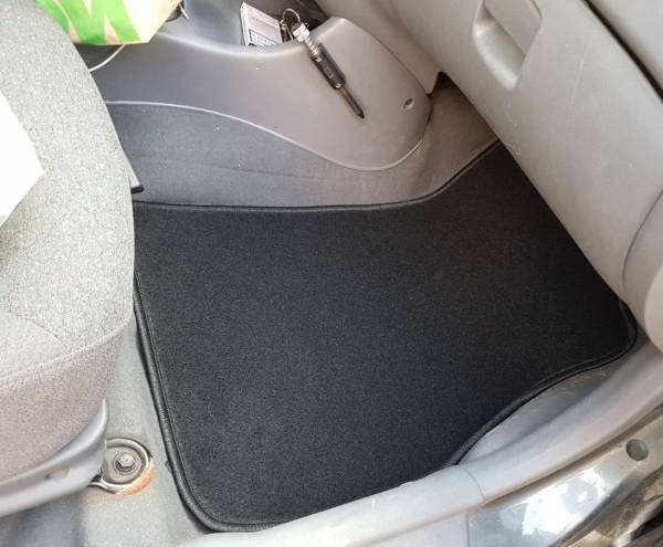 Коврики в салон Hyundai Accent 2 (Хендай Акцент 2)