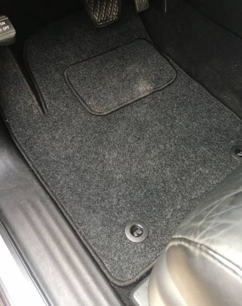 Коврики в салон Infiniti QX56 (2010-2013) 2 ряда