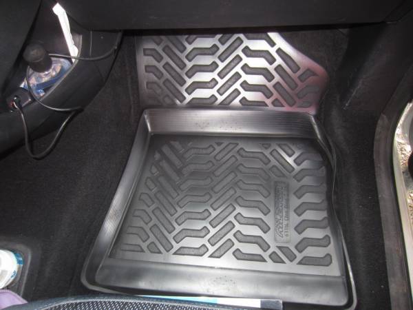 Коврики в салон Citroen Berlingo II MULTISPACE(Ситроен Берлинго 2 Мультиспейс)с бортиком 