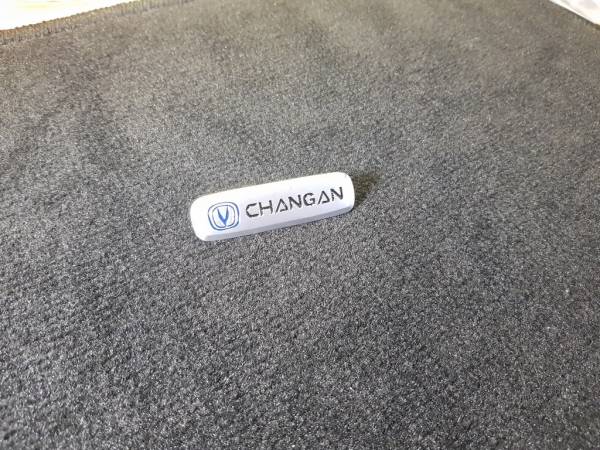Лейбл металлический Changan (Чанган) цветной