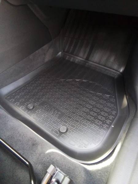 Коврики в салон Bmw X1 F48 (Бмв Х1 Ф48) с бортиком