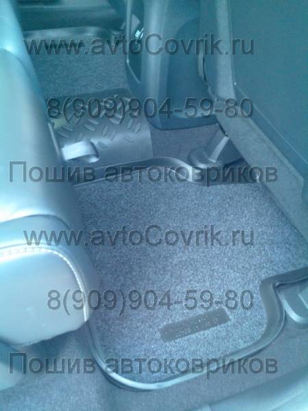 Резиновые коврики с ворсовой вставкой в салон Dodge Journey(Додж Джорней) с бортиком