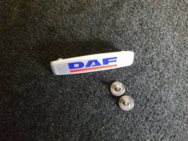 Лейбл металлический Daf (Даф) цветной