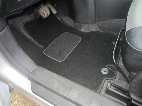 Велюровые коврики в салон Nissan X-Trail II (T31) (Ниссан Х-трейл Т31)