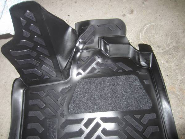 Коврики в салон Renault Logan 2 (Рено Логан 2) 3D с бортиком
