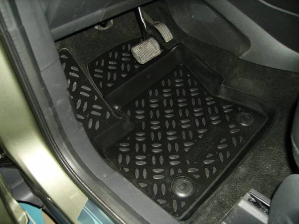 Коврики в салон Ford Kuga 2 (Форд Куга 2) (2013-н.в.)с бортиком