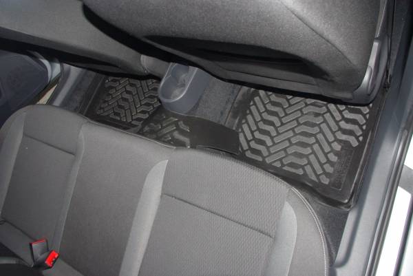 Коврики в салон Skoda Rapid 1 (Шкода Рапид 1) (2013-2020) 3D с бортиком